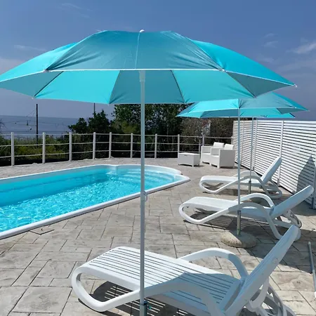 A Crita זמברונה